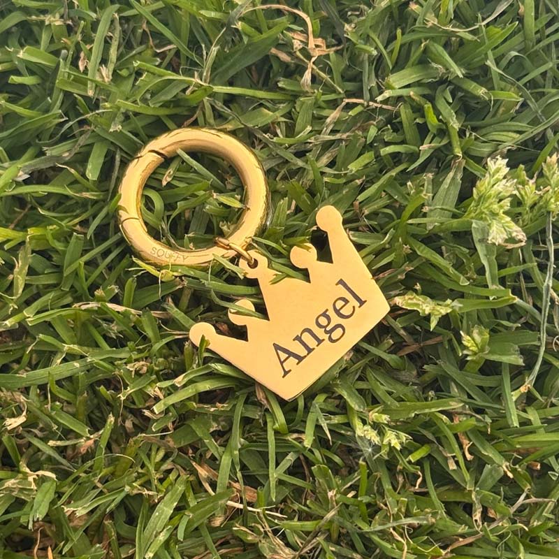 Gravierte Krone-Marke